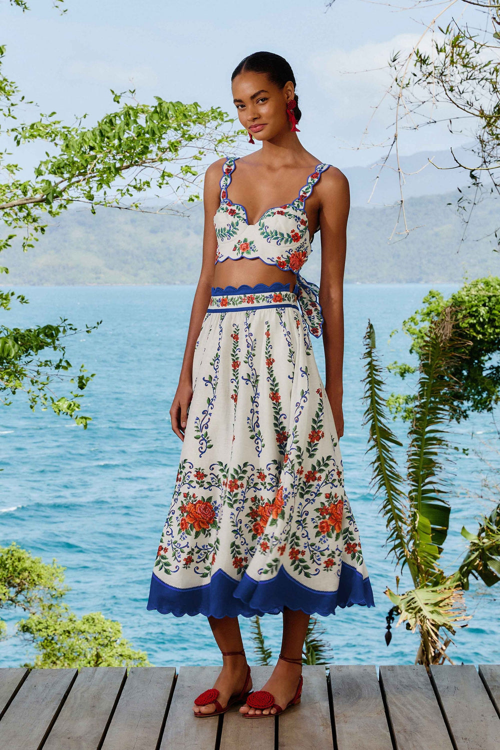 Off-White Flower Tapestry LENZING™ ECOVERO™ Euroflax™ Midi Skirt | FARM Rio Women