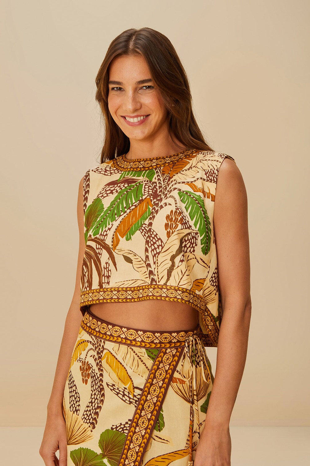 Sand Foliage Sketch LENZING™ ECOVERO™ Euroflax™ Blouse | FARM Rio Women