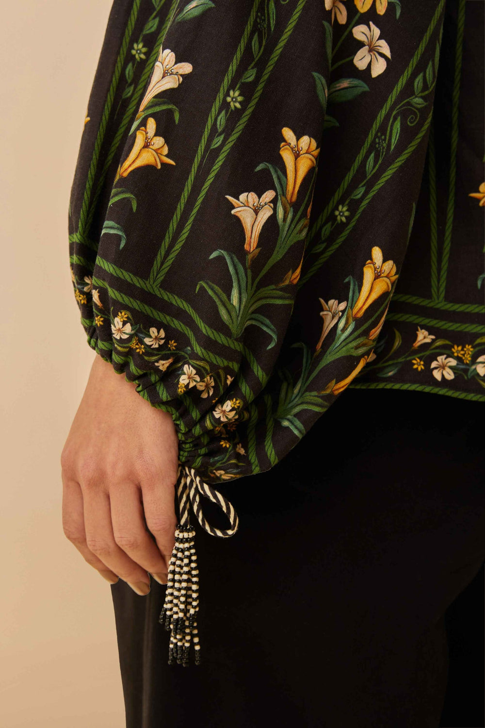 Black Flowers Arch LENZING™ ECOVERO™ Euroflax™ Blouse | FARM Rio Women