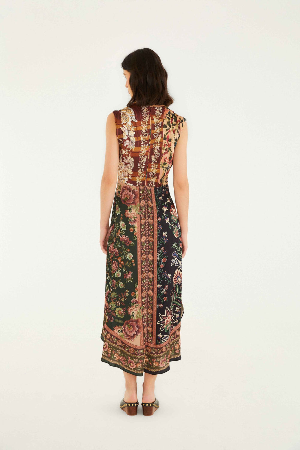 Mixed Winter Garden Lenzing™ Ecovero™ Viscose Sleeveless Maxi Dress | FARM Rio | FARM Rio Women