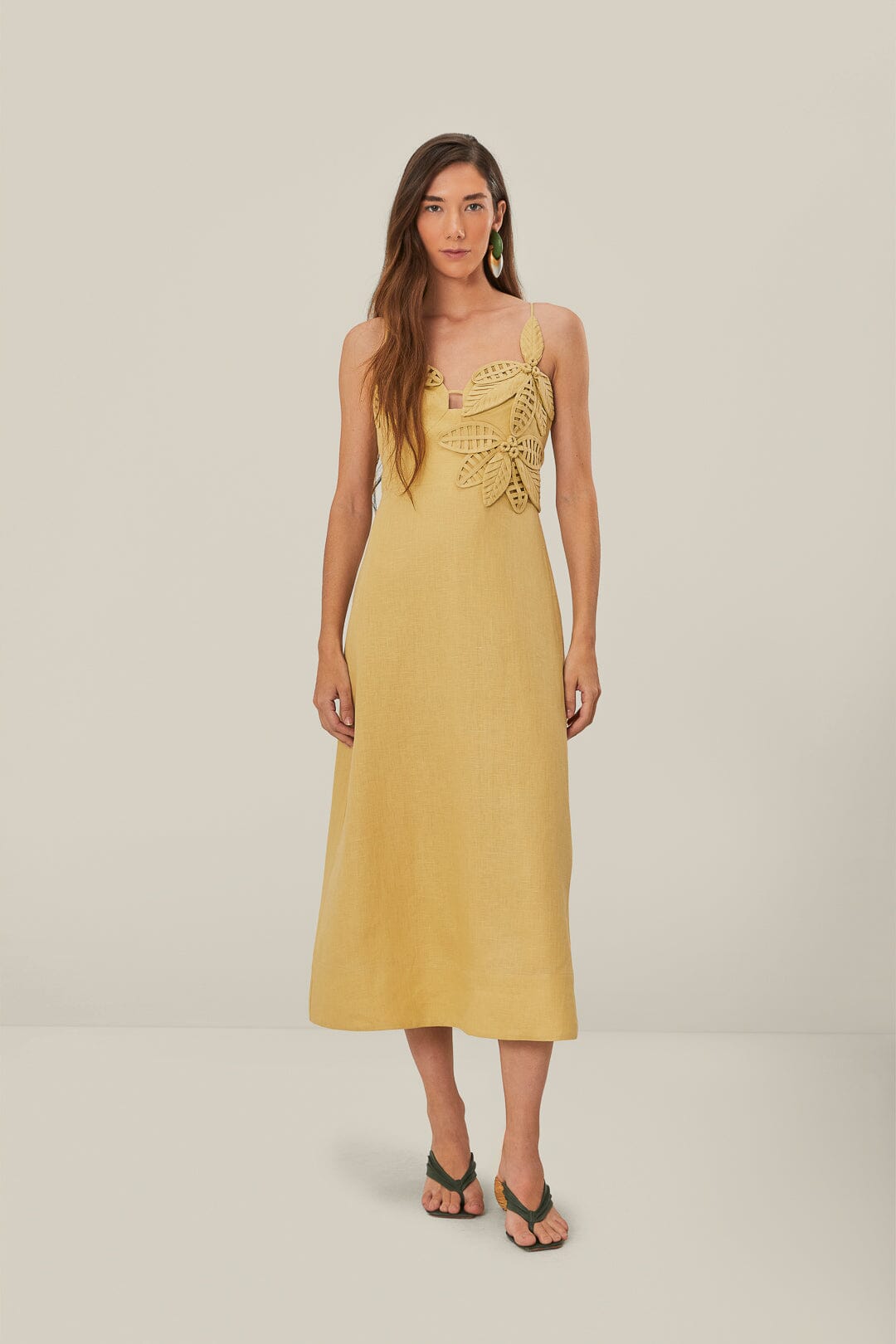 Sand 3D Flower Bodice Midi Dress | FARM Rio Women
