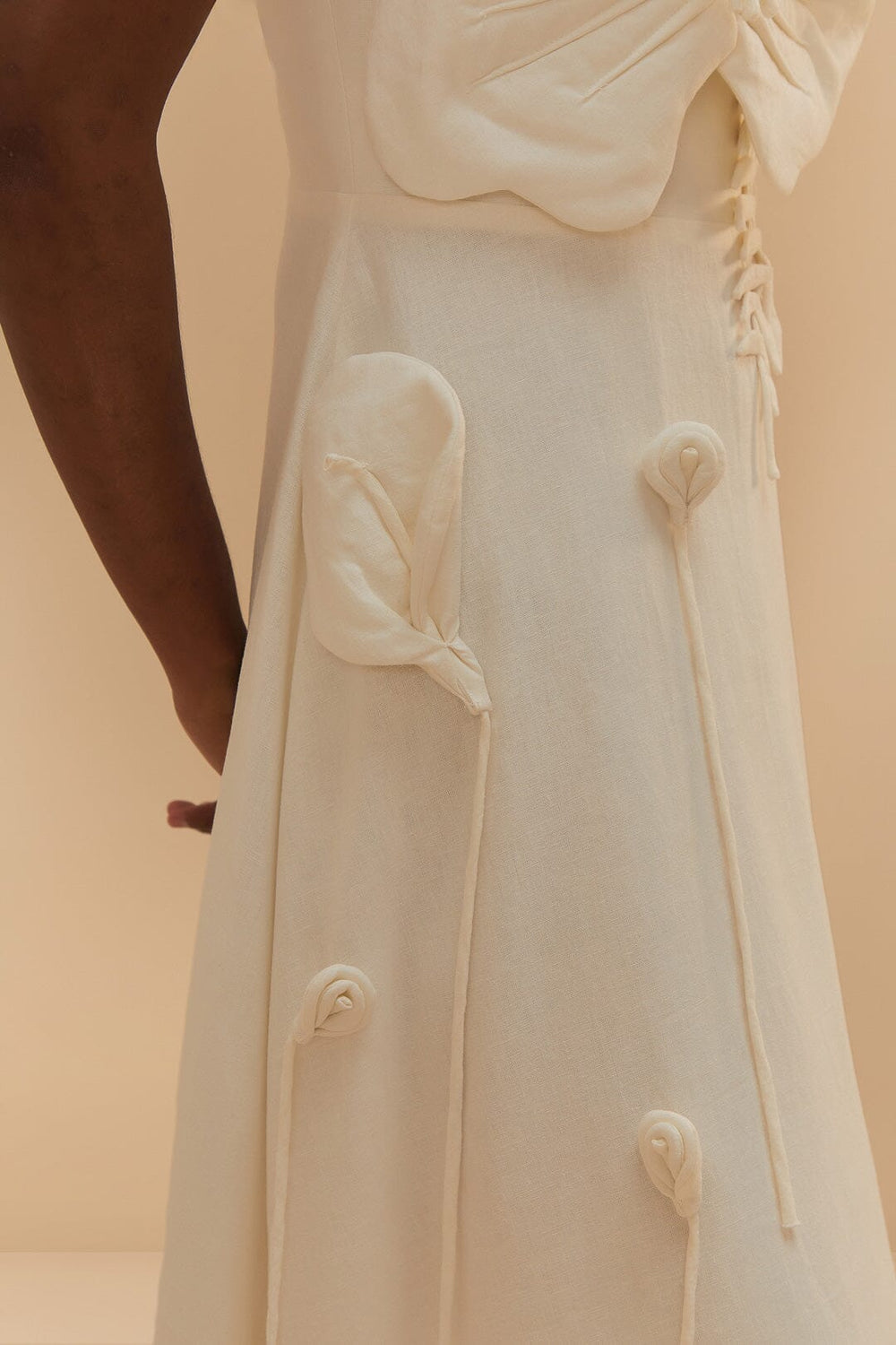 Off-White Garden LENZING™ ECOVERO™ Euroflax™ Midi Dress | FARM Rio Women