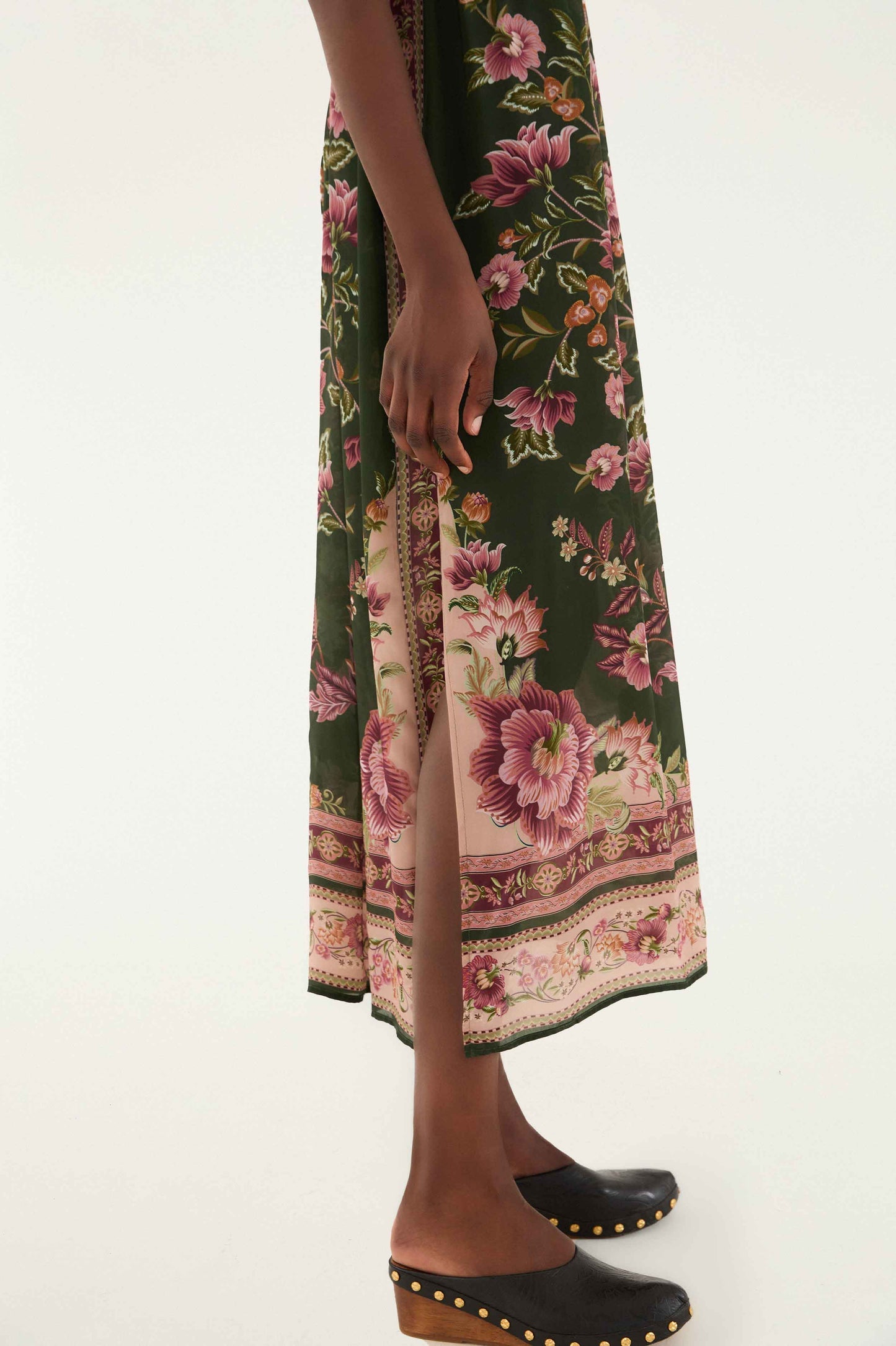 Green Flowering Garden Tree Sleveeless Midi Dress | FARM Rio | FARM Rio Women