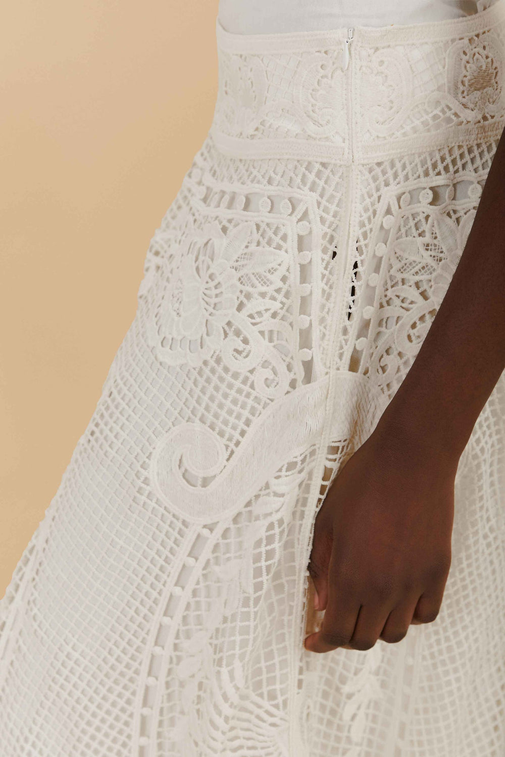 Off-White Swan Lake Guipure Midi Skirt | FARM Rio Women