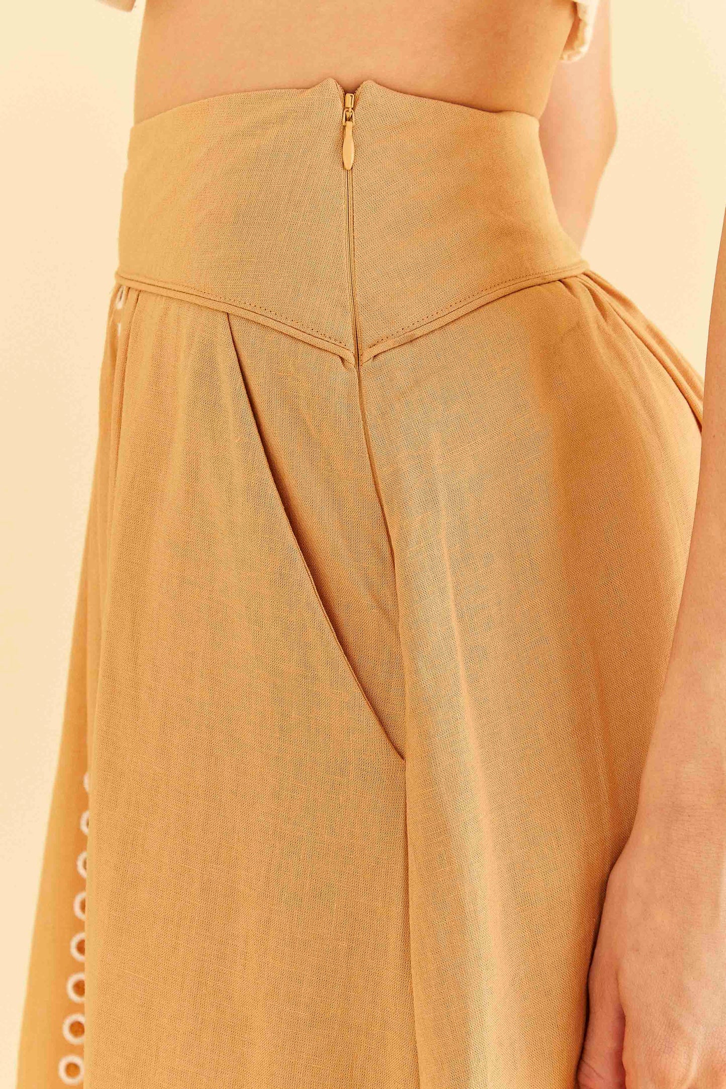 Sand Richelieu Midi Skirt | FARM Rio Women