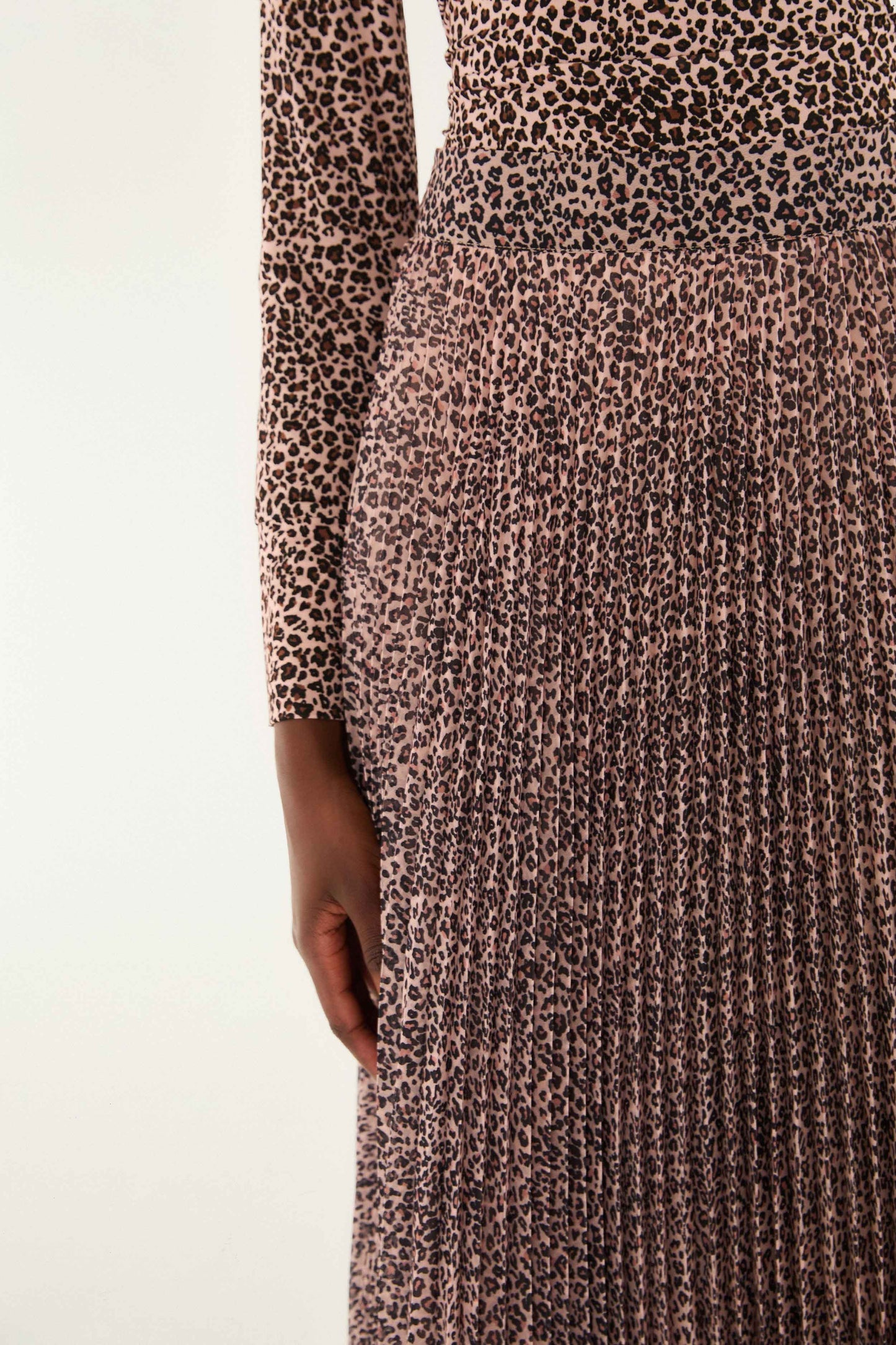 Pink Baby Leopard Pleated Maxi Skirt | FARM Rio | FARM Rio Women