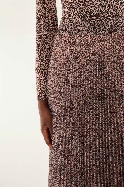 Pink Baby Leopard Pleated Maxi Skirt | FARM Rio | FARM Rio Women