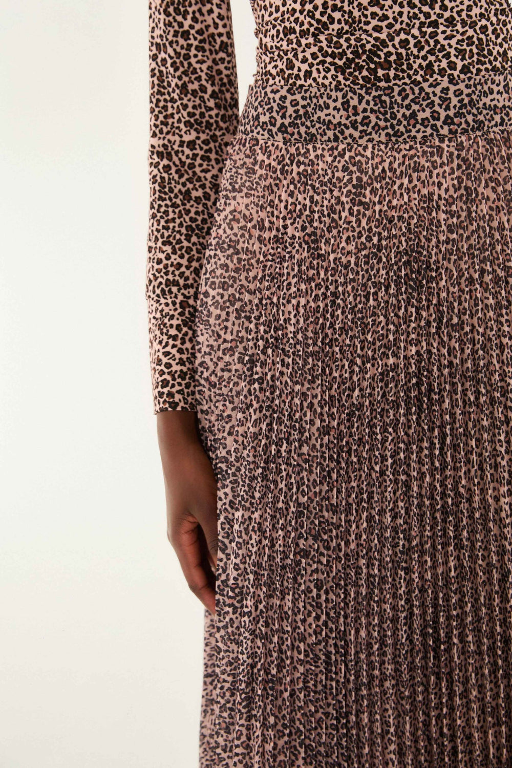 Pink Baby Leopard Pleated Maxi Skirt | FARM Rio | FARM Rio Women