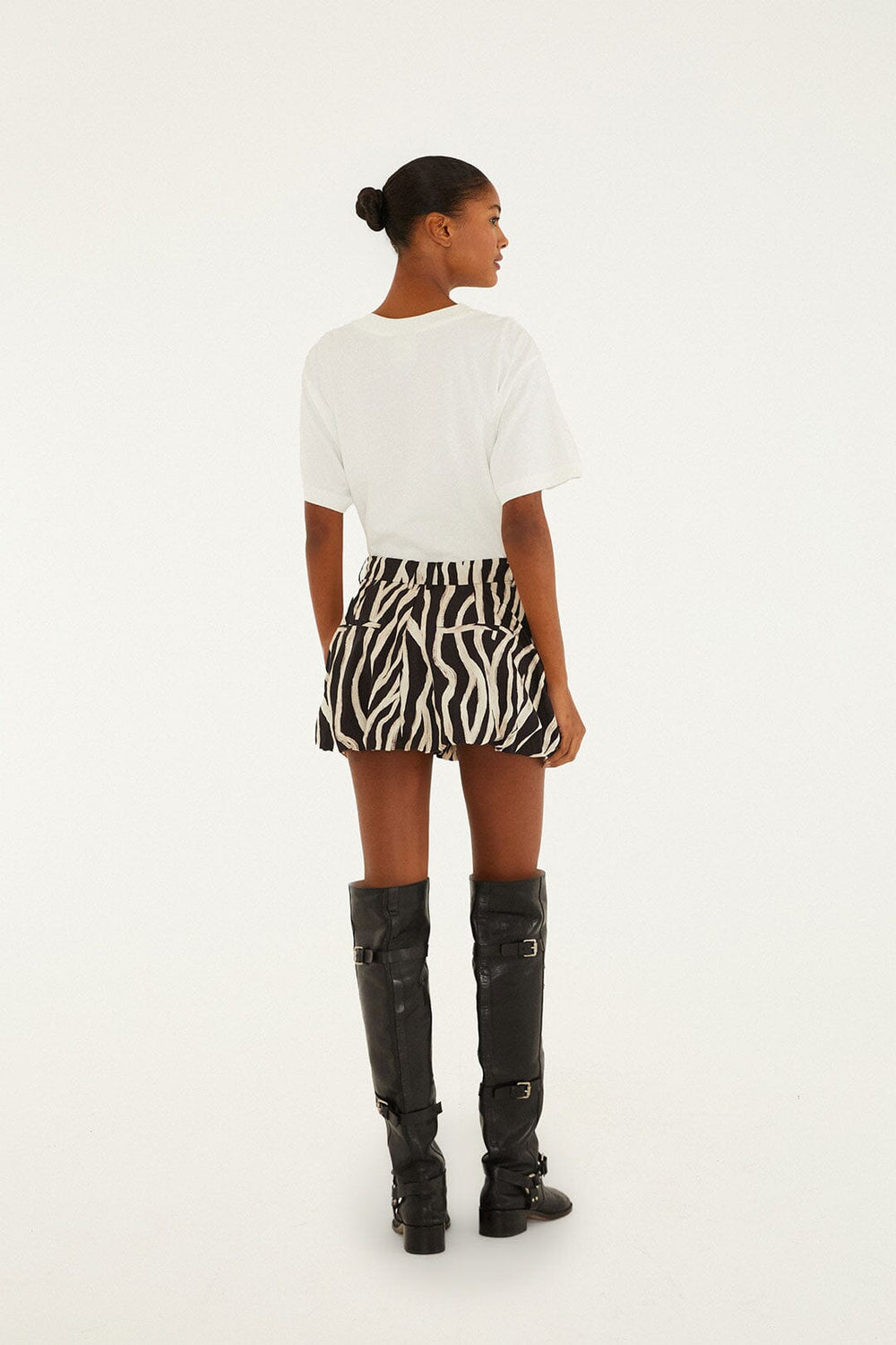 Black Tropical Zebra Organic Cotton Mini Skirt | FARM Rio | FARM Rio Women