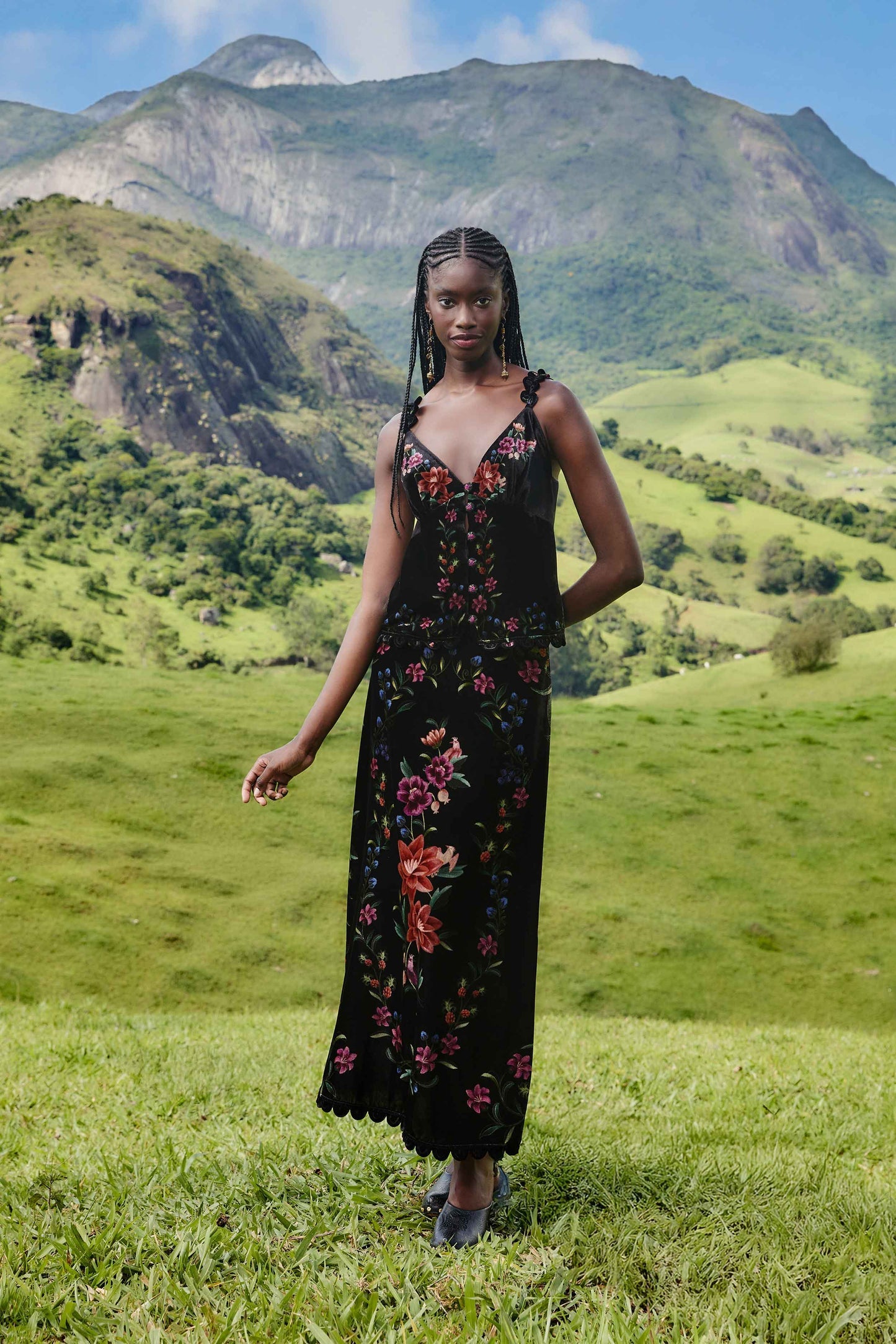 Black Belle Garden Scallop Hem Midi Skirt | FARM Rio | FARM Rio Women