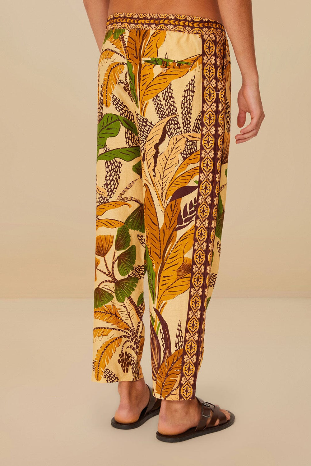 Sand Foliage Sketch LENZING™ ECOVERO™ Euroflax™ Pants | FARM Rio Women