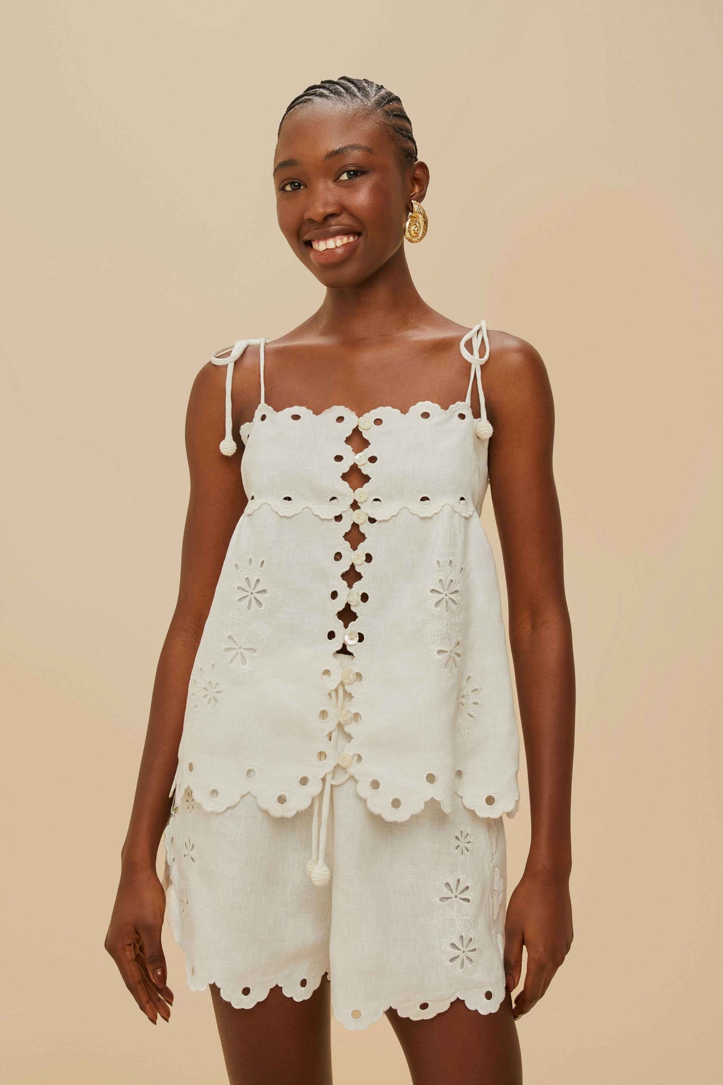 Off-White Flowers Richelieu Euroflax™ Premium Linen Shorts | FARM Rio Women