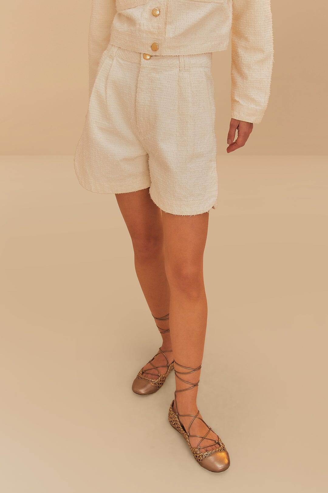 Off-White Twill Laser Pleated Shorts | FARM Rio Women