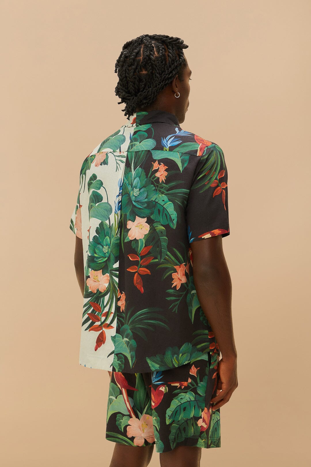 Black Midnight Macaw Fiesta LENZING™ ECOVERO™ Euroflax™ Shorts | FARM Rio Women