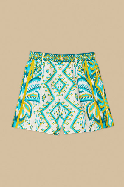 Sand Tropical Tapestry LENZING™ ECOVERO™ Euroflax™ Shorts | FARM Rio Women